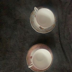 Tea cups/plates